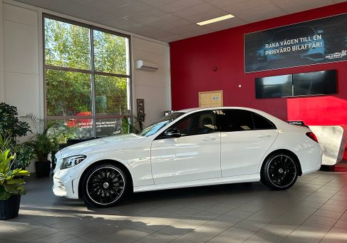 Mercedes-Benz C 300, 2020 3