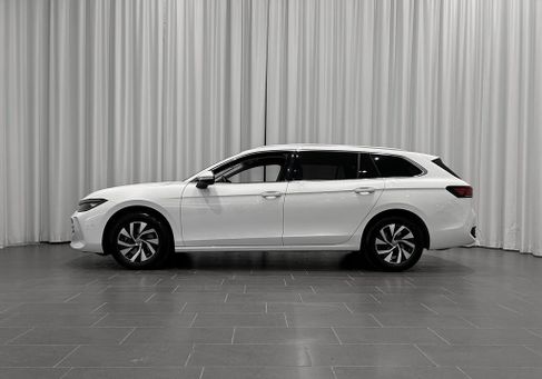 Volkswagen Passat Variant, 2025 2