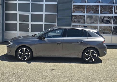 Opel Astra, 2023