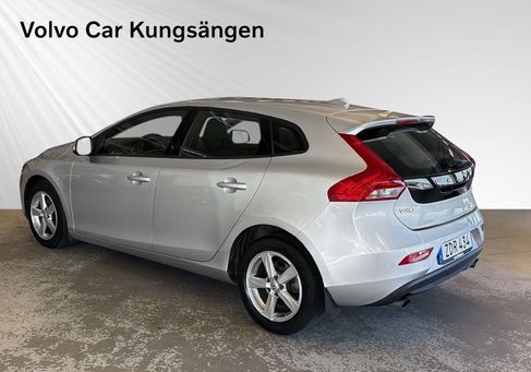 Volvo V40, 2018