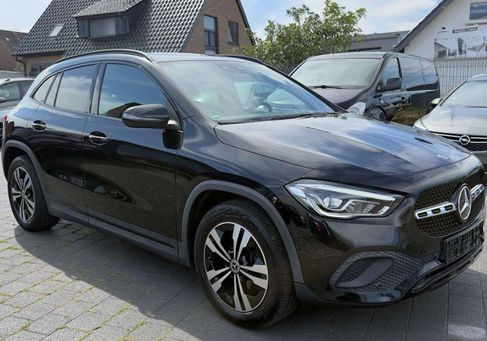 Mercedes-Benz GLA 250, 2020