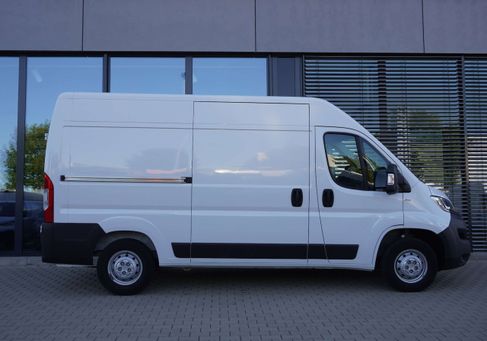 Opel Movano, 2024