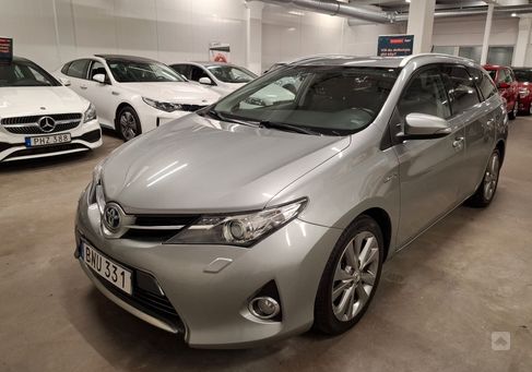 Toyota Auris Touring Sports, 2014