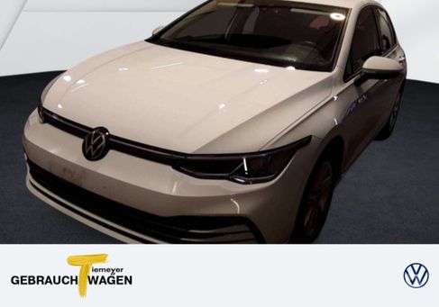 Volkswagen Golf, 2024