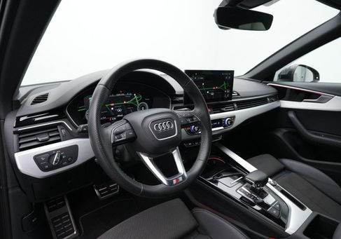 Audi A4, 2022