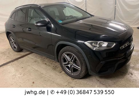 Mercedes-Benz GLA 250, 2022