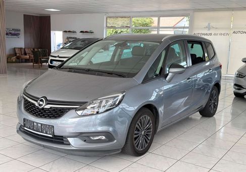 Opel Zafira, 2019