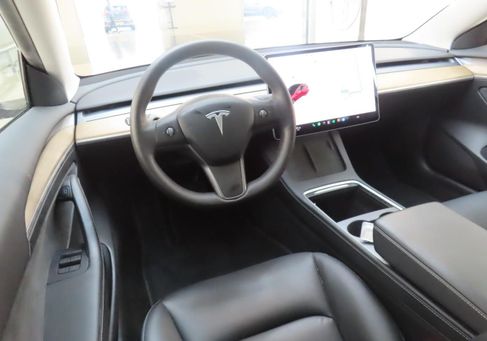 Tesla Model 3, 2021 3