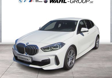 BMW 118, 2023