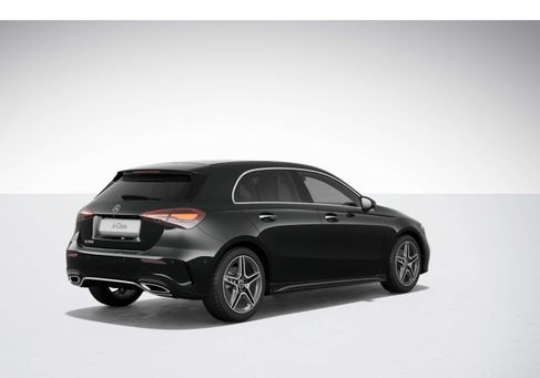 Mercedes-Benz A 200, 2024