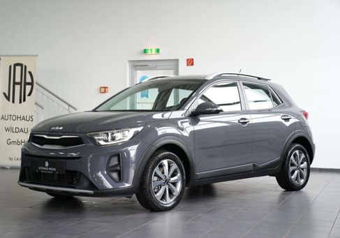Kia Stonic, 2022