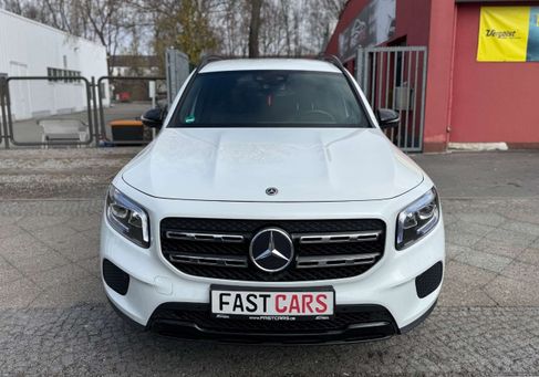 Mercedes-Benz GLB 200, 2021