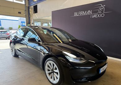 Tesla Model 3, 2020