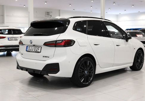 BMW 230, 2024 3