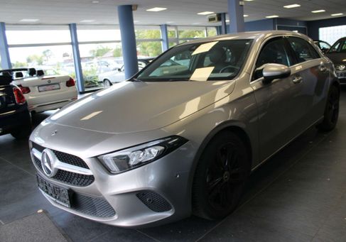 Mercedes-Benz A 220, 2019 3