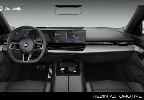 BMW 550, 2026