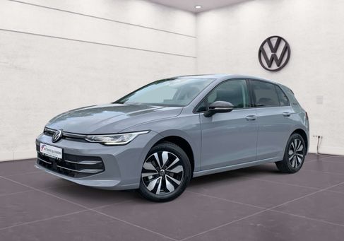 Volkswagen Golf, 2025