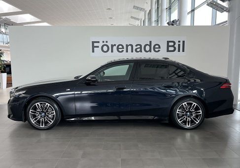 BMW, 2024 3