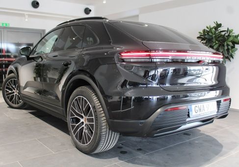 Porsche Macan, 2025