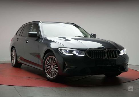 BMW 320, 2020