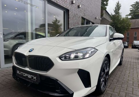 BMW 120, 2025