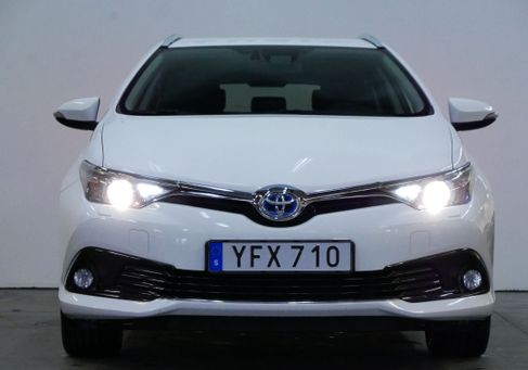 Toyota Auris Touring Sports, 2016