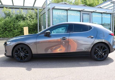 Mazda 3, 2025