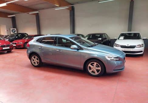 Volvo V40, 2018