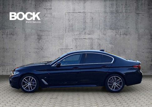 BMW 520, 2021 3