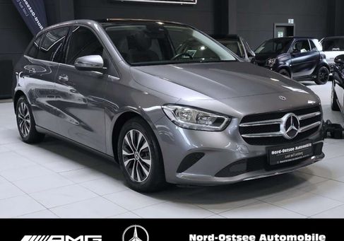 Mercedes-Benz B 180, 2020