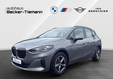 BMW 220, 2025