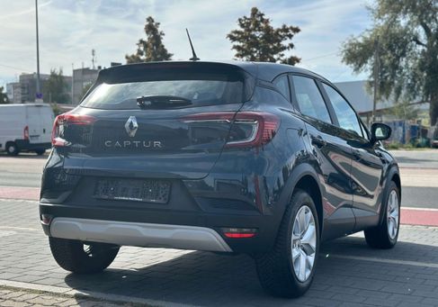 Renault Captur, 2022 3