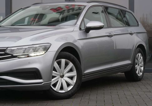 Volkswagen Passat Variant, 2022