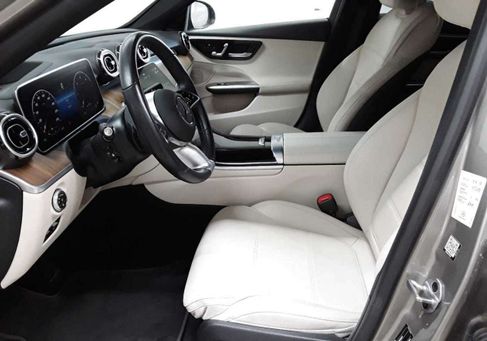 Mercedes-Benz C 300, 2022