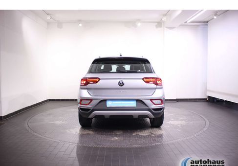 Volkswagen T-Roc, 2022