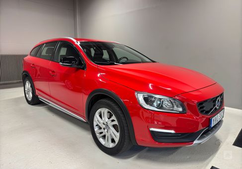 Volvo V60 Cross Country, 2018