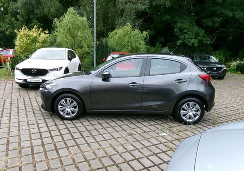 Mazda 2, 2022 3