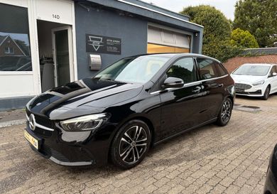 Mercedes-Benz B 220, 2023