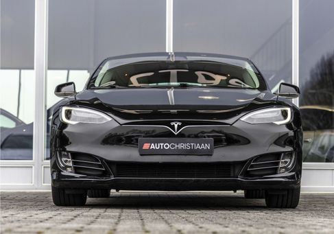 Tesla Model S, 2018