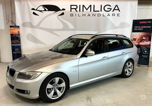 BMW 318, 2009