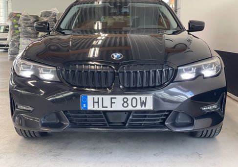 BMW 330, 2021 2