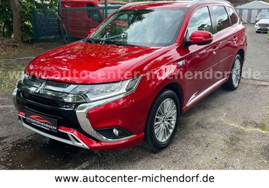 Mitsubishi Outlander, 2020