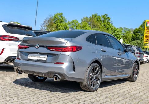 BMW 220, 2022 2