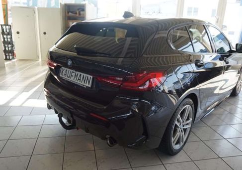 BMW 120, 2022