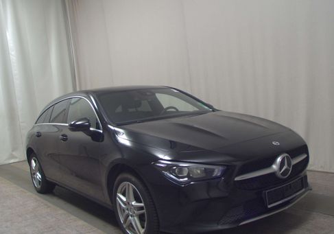Mercedes-Benz CLA 250, 2022