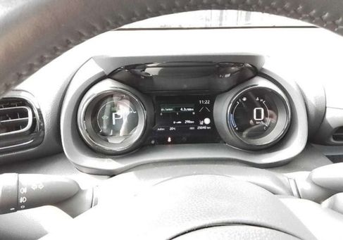 Mazda 2, 2022