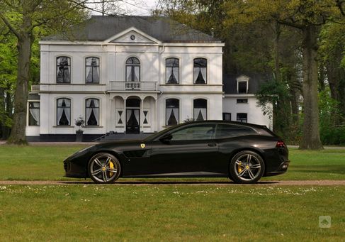 Ferrari GTC4Lusso, 2017