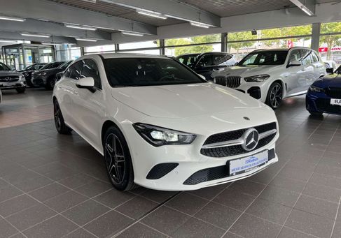 Mercedes-Benz CLA 200, 2023