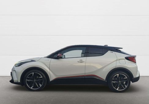 Toyota C-HR, 2021