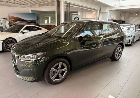 BMW 216, 2024